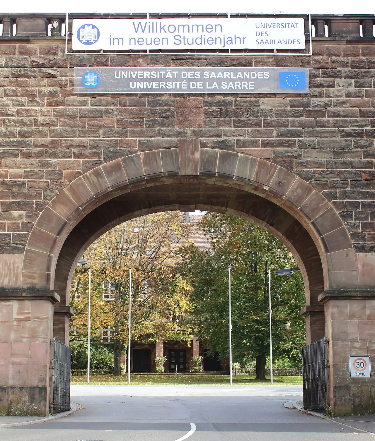 Saarland Üniversitesi (Universität des Saarlandes)